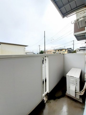 【バルコニー】 | サラシティー | バルコニー付きです