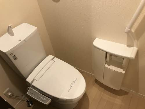 メゾン神明町のトイレ