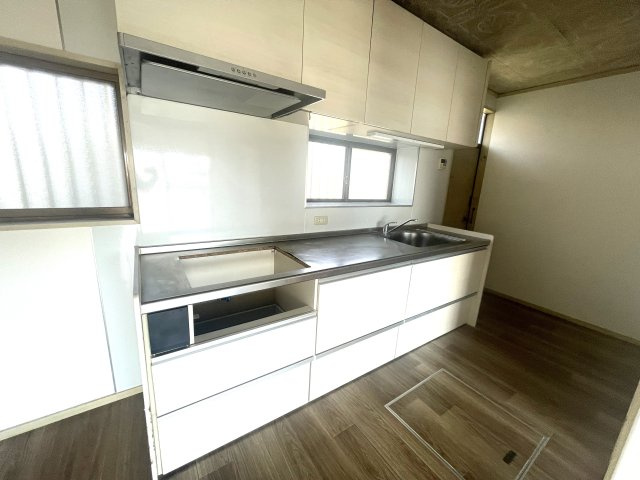 白幡戸建のキッチン