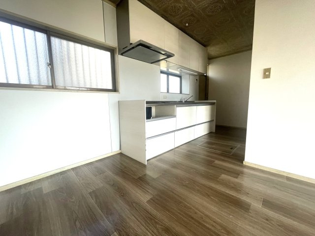 白幡戸建の居間・リビング