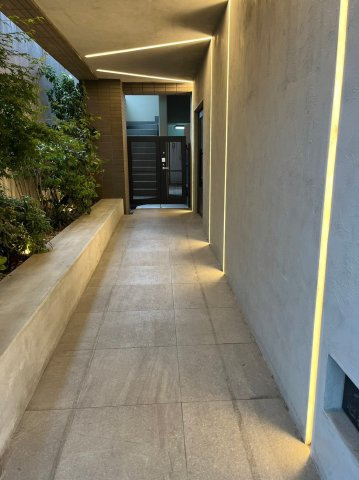 ＫＥＮＺＯ　ＨＡＵＳ　ｔｏｓｈｉｍａ　ｐａｒｋのロビー