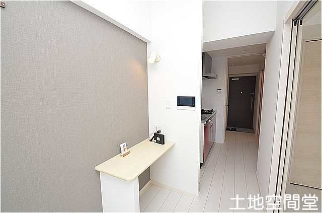 コンダクトレジデンスSANGAMORIの設備|パソコンデスク、書斎スペースに最適です。