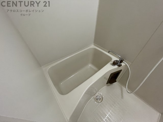 シンプルで機能的なユニットバスです！