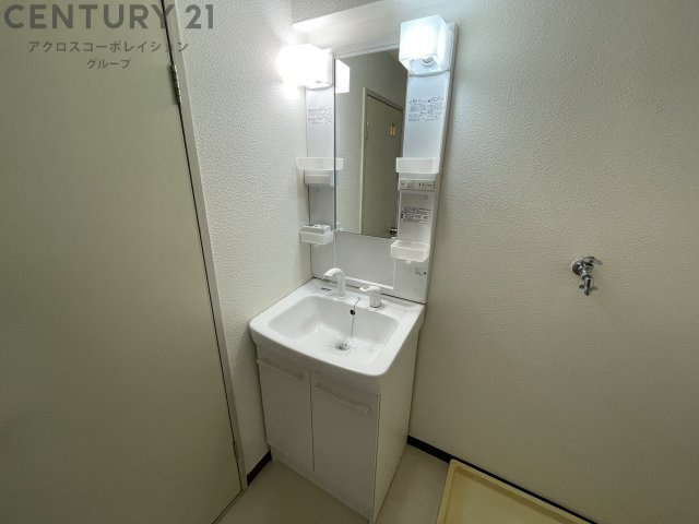 独立洗面化粧台付き！