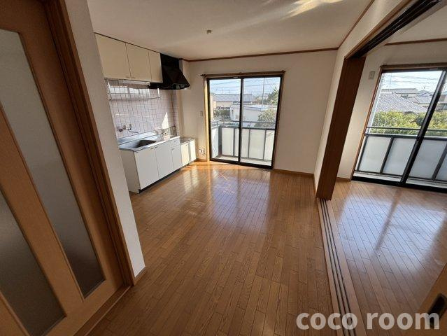 ラシュールの居間・リビング