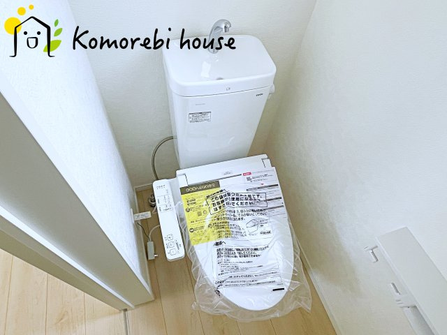 北本市下石戸　第3　新築一戸建て　クレイドルガーデン　01のトイレ|シンプルで使いやすいトイレです