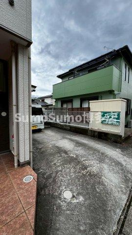 グランディール姪浜の駐車場|駐車場完備です