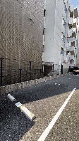 グランドレジデンス高宮の駐車場