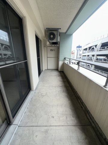 グランパーク天神のバルコニー