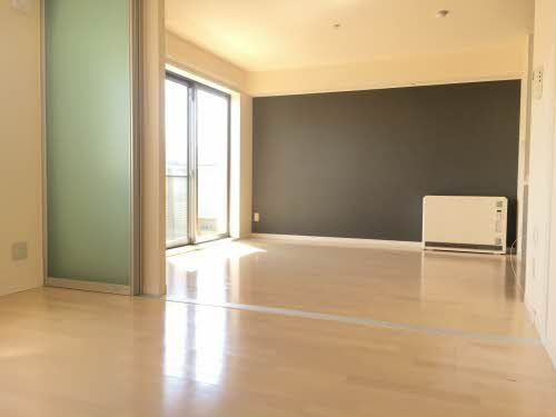 メゾンマスト本宮の洋室