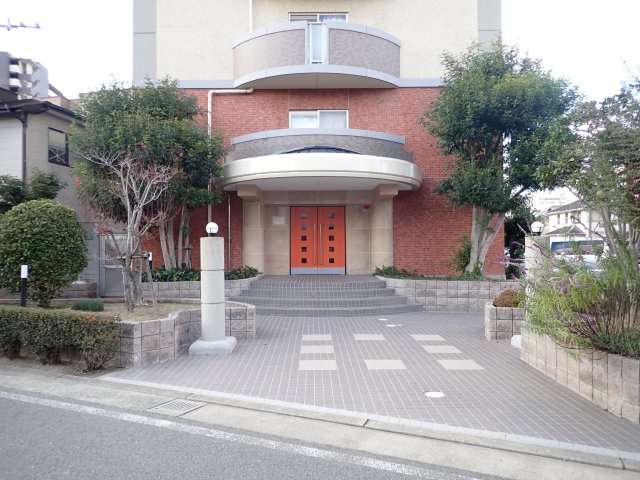 グランシャリオ住吉のエントランス