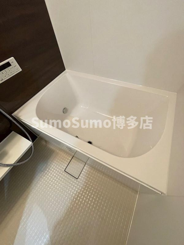 グランド アセントの浴室