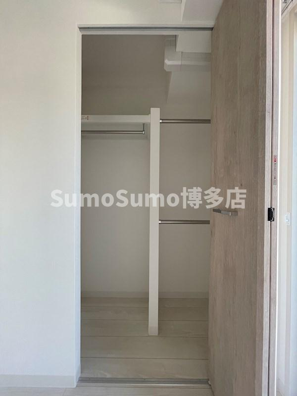 グランド アセントの収納