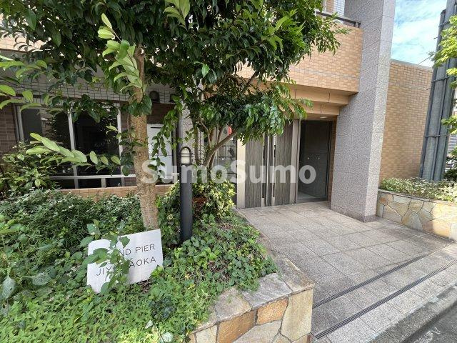 グランピア自由が丘のエントランス|建物の内部です