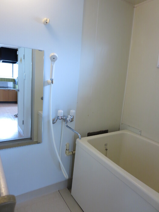 【浴室】