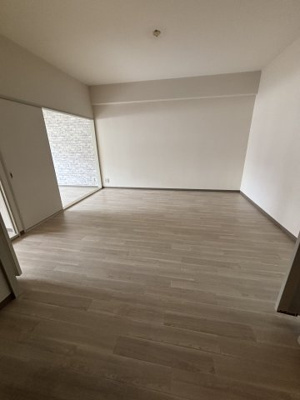 【洋室】 | メゾン・モン・ソレーイユ