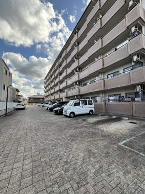 【駐車場】 | メゾン・モン・ソレーイユ