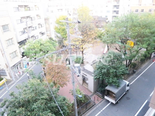 XEBEC赤羽の展望|赤羽の公園が見えます♪