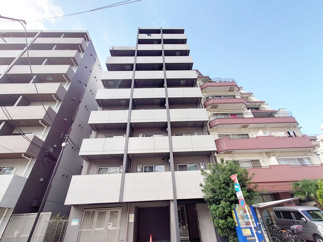 XEBEC赤羽の外観|安心の鉄筋コンクリート造です☆