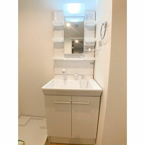 メルディア川口西青木の独立洗面台|別部屋参考写真