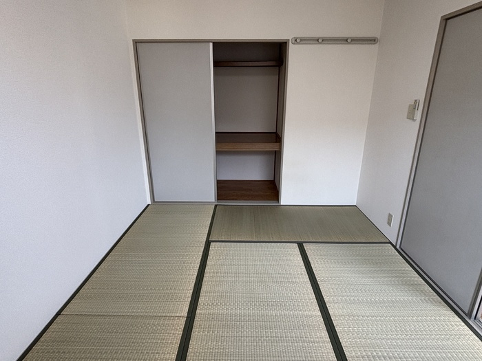 エルパレス江端　Bの和室