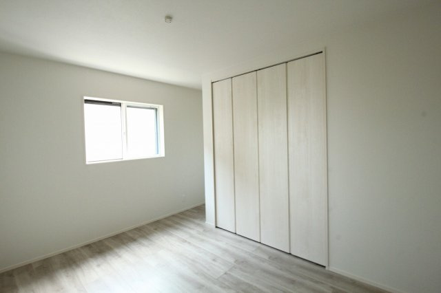 香美市土佐山田町東本町2丁目　新築戸建　1号棟　（全2区画）の洋室|2Ｆ　南の部屋　6.5帖