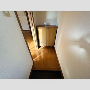 パークヒル押沢台Bの玄関