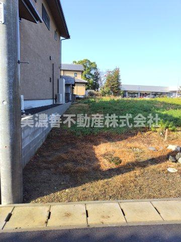 ６６４３５　瑞穂市牛牧土地の外観