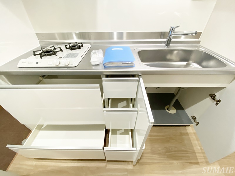 秀和東十条レジデンスの収納|キッチン下収納です☆