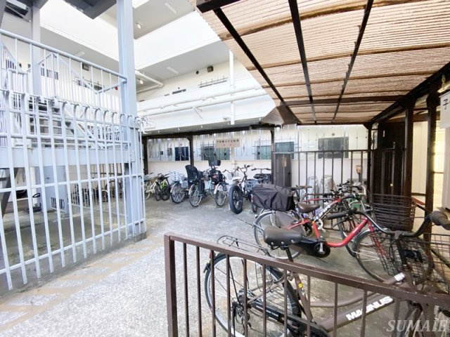 秀和東十条レジデンスのその他共用部分|駐輪場です☆