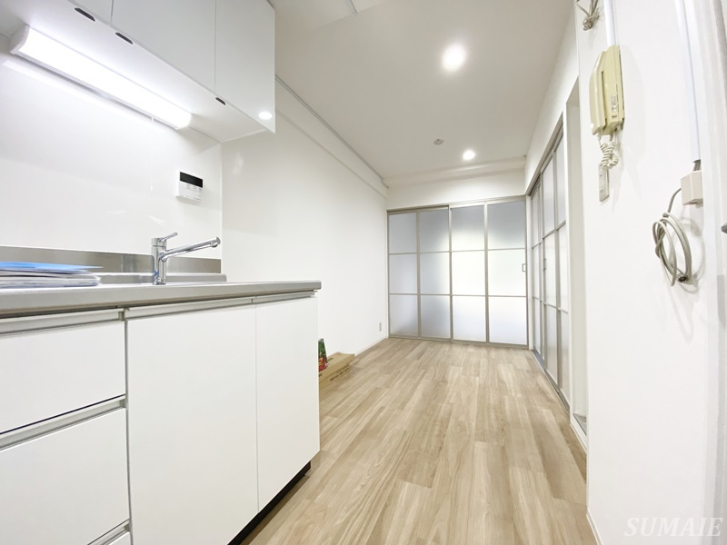 秀和東十条レジデンスの居間・リビング|6帖のリビングです☆