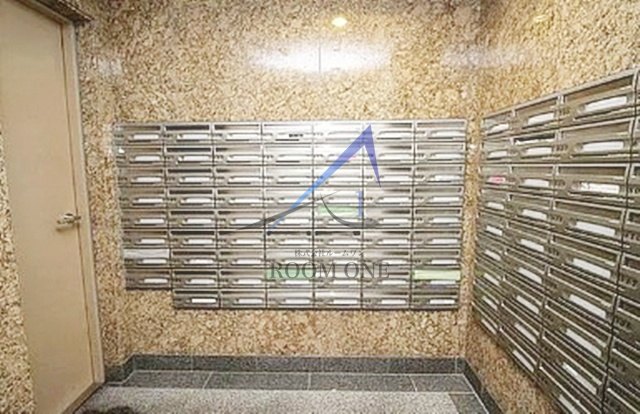 サンパレス駒込壱番館のその他共用部分|集合ポストです。