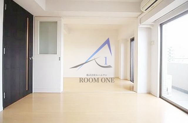 サンパレス駒込壱番館の居間・リビング|洋室のお部屋です。