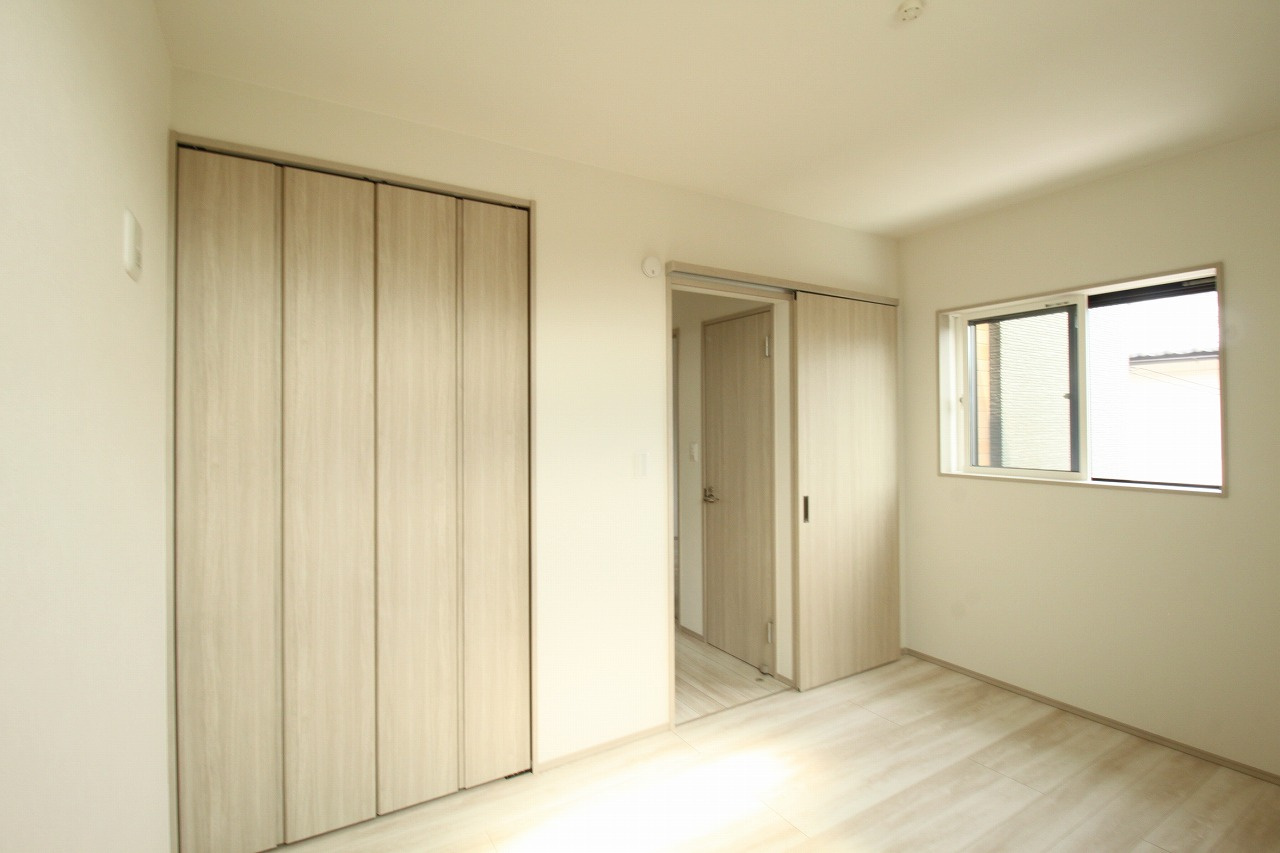 香美市土佐山田町東本町2丁目　新築戸建　2号棟　（全2区画）の洋室|2Ｆ　西の部屋　6.0帖