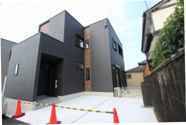 香美市土佐山田町東本町2丁目　新築戸建　2号棟　（全2区画）