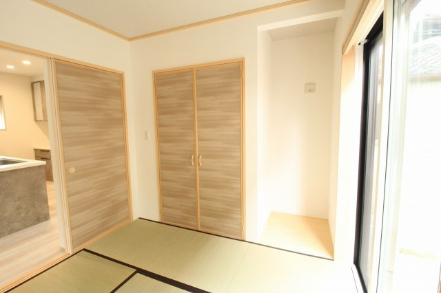 香美市土佐山田町東本町2丁目　新築戸建　2号棟　（全2区画）の和室|1Ｆ　5.0帖