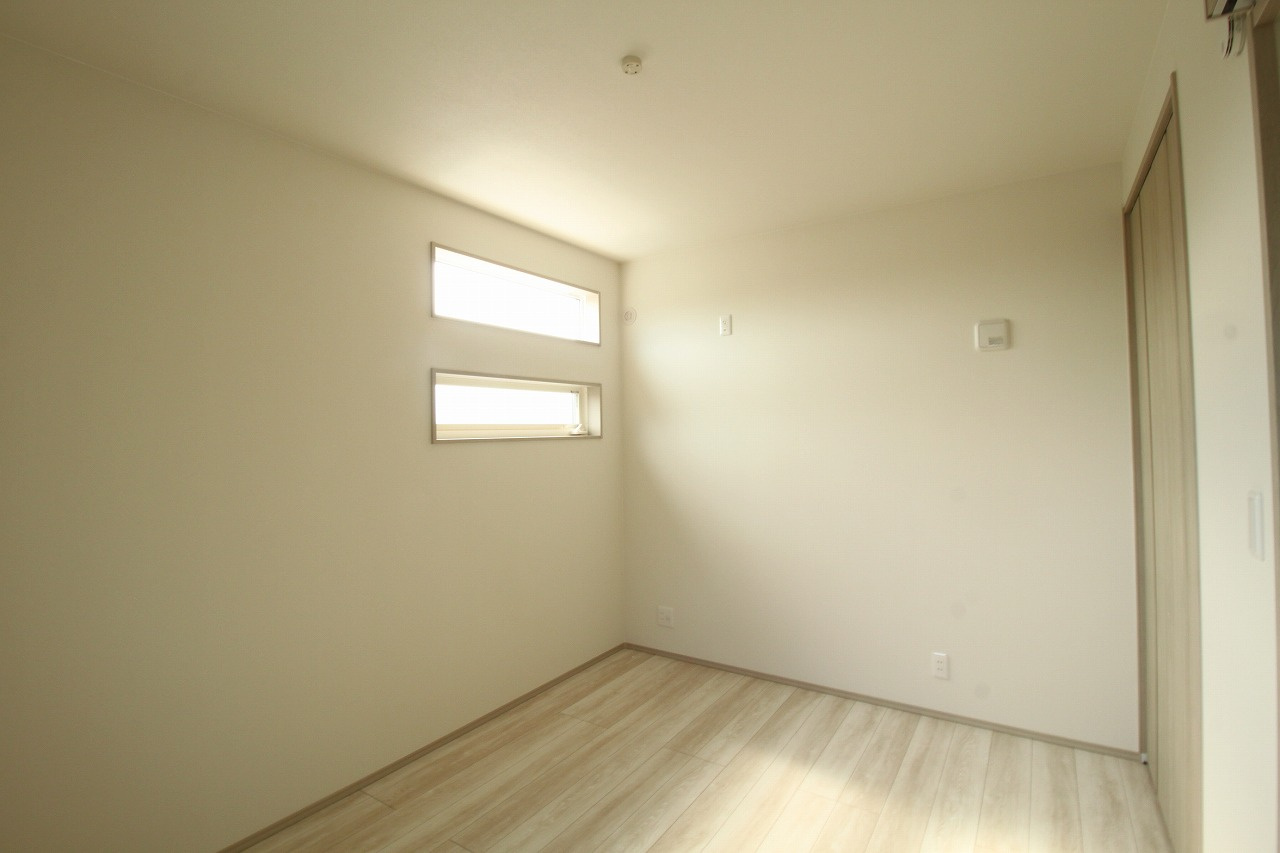 香美市土佐山田町東本町2丁目　新築戸建　2号棟　（全2区画）の洋室|2Ｆ　西の部屋　6.0帖