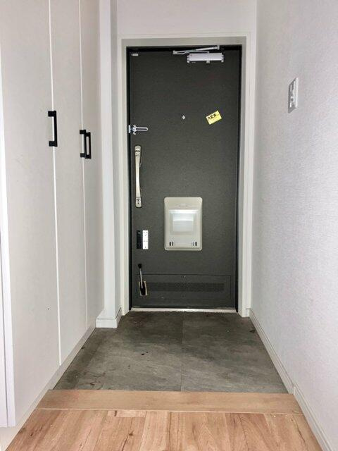 大船第参パークタウンＦ棟の玄関