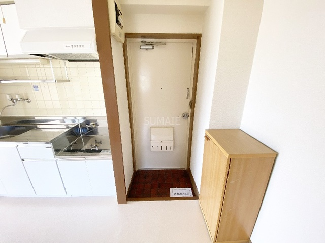 冨田ビルの玄関|広い玄関です☆