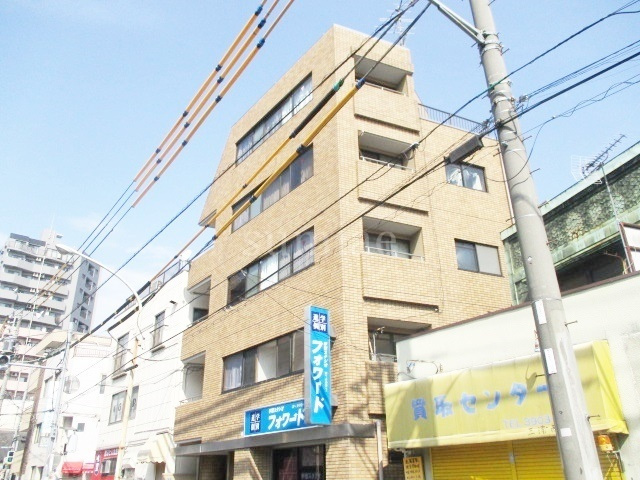冨田ビルの外観|志茂駅６分の駅近物件です☆