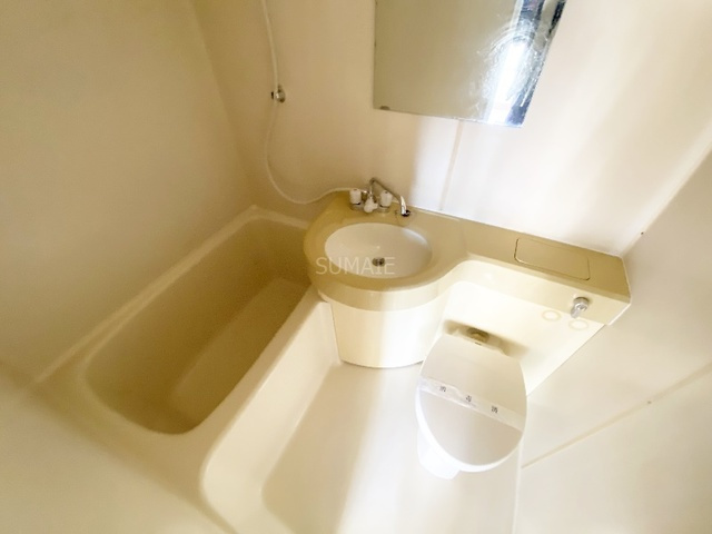 冨田ビルのトイレ|3点ユニットになります☆