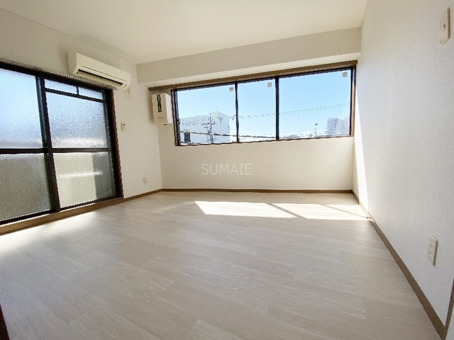 冨田ビルの居間・リビング|快適リビングです☆