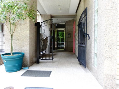 【エントランス】 | レフィナード松原