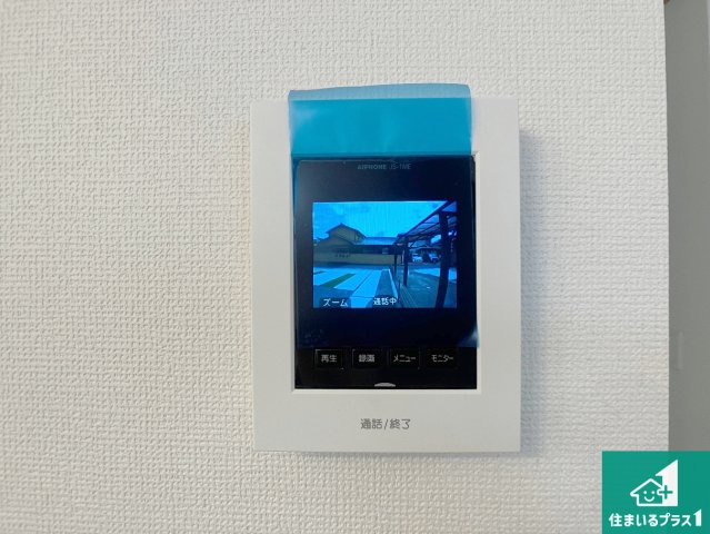 加古川市西神吉町岸　新築一戸建ての防犯設備|カラーモニターインターホン！声だけでなく来訪者の姿や顔がモニターで確認できるので、小さなお子様がいらっしゃるご家庭でも安心できます！