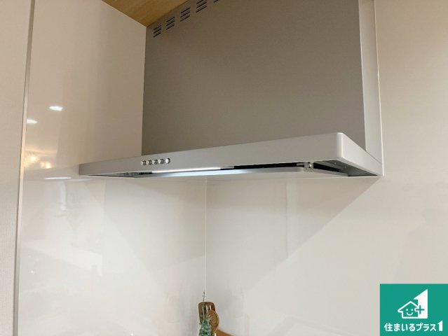 加古川市西神吉町岸　新築一戸建ての設備|汚れにくいスロットフィルタでお手入れラクラク！ＬＥＤ照明付き！