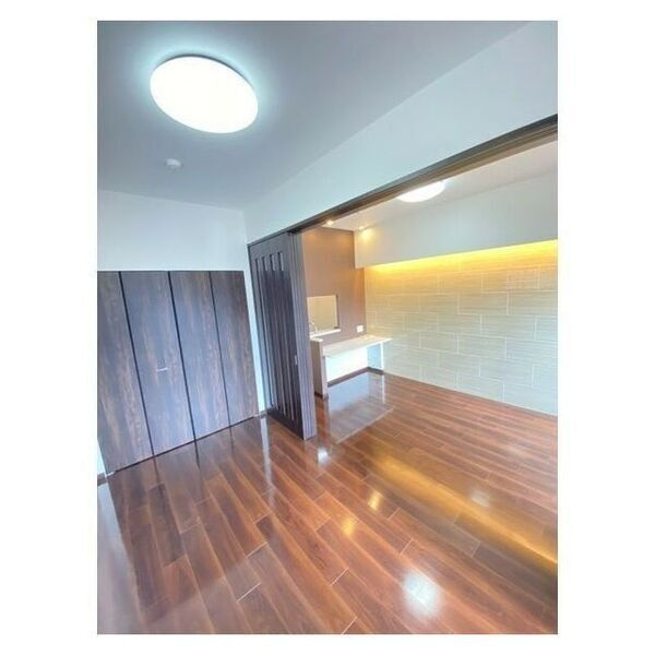 プレジオ江坂Ⅱの居間・リビング