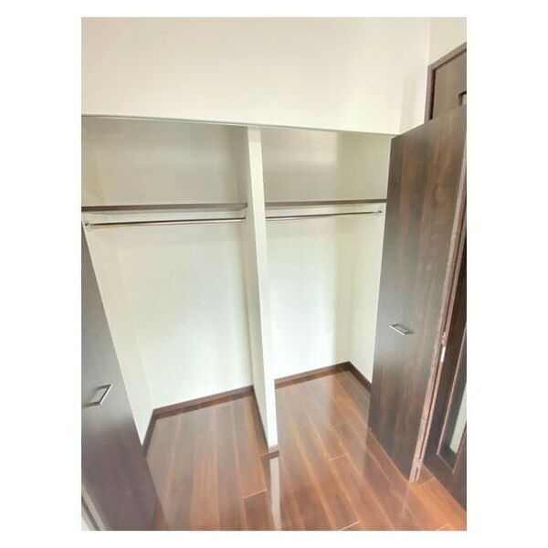 プレジオ江坂Ⅱの収納