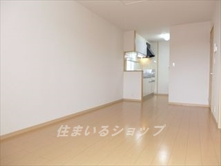 広島市安佐北区可部南１丁目のアパートの居間・リビング