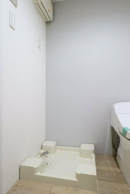 ルーナクレシェンテ町屋のその他|洗濯機置場