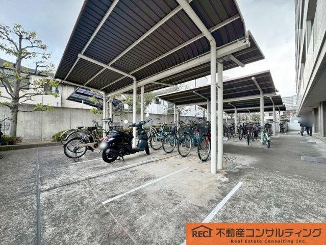 阪急西宮マンションの駐輪場